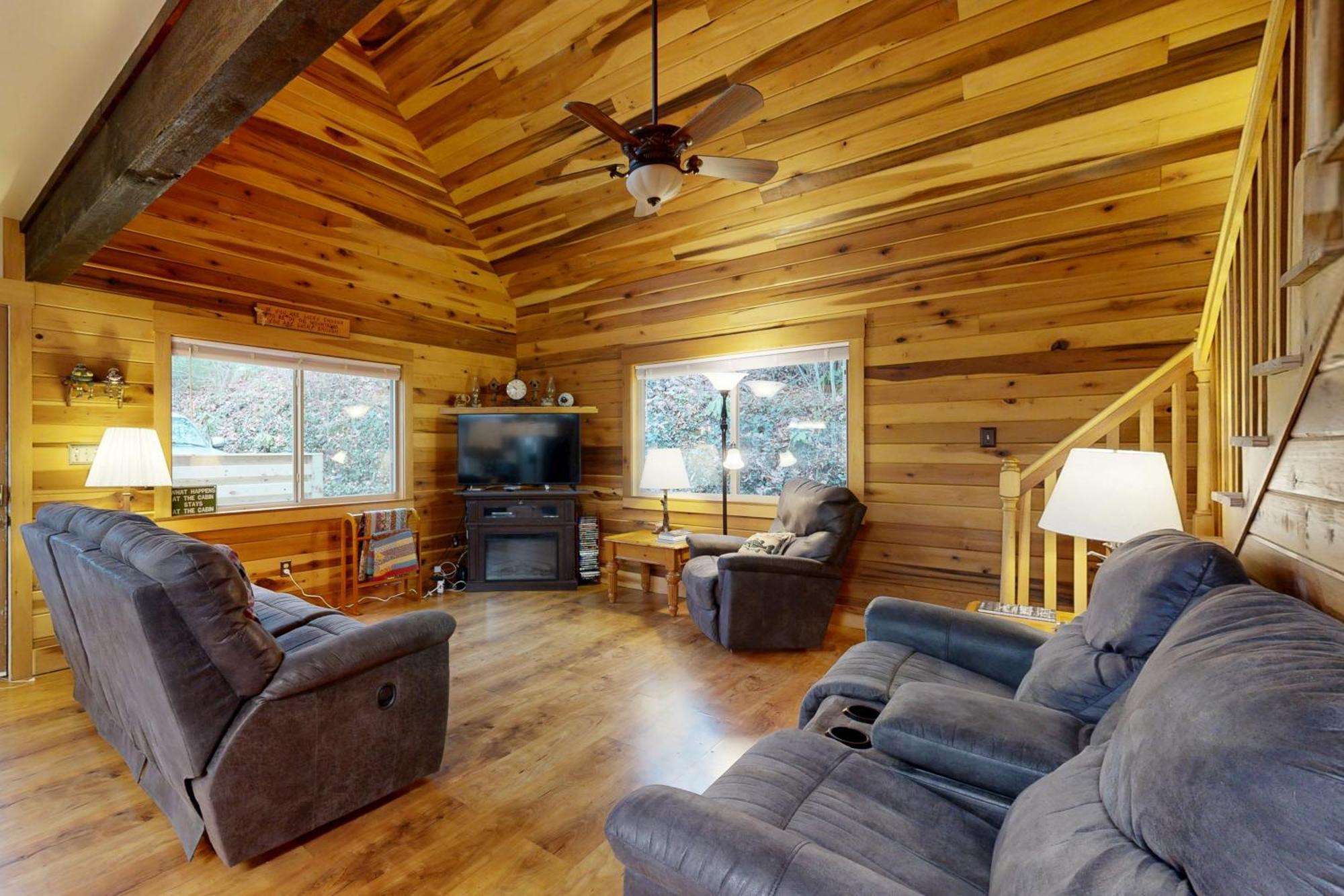 2 Bed 2 Bath Vacation Home In Whittier V Bagian luar foto
